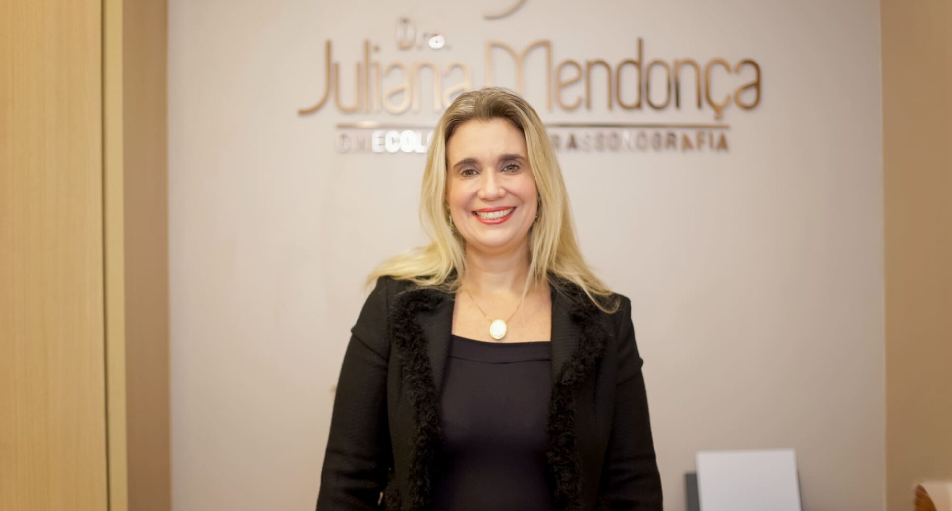 Dra. Juliana Mendonça